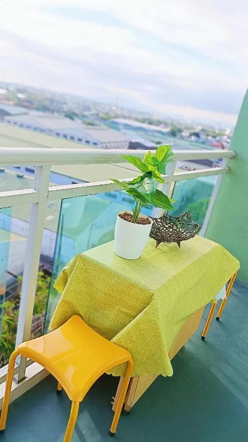 Aparthotel Rollenz Staycation Paranaque City